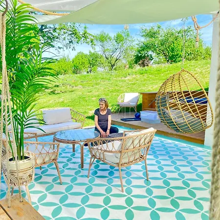 Bohemian Eco Retreat * Kisapati