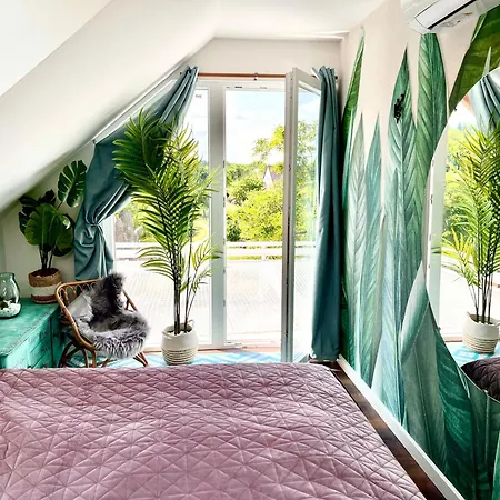 Holiday home Bohemian Eco Retreat *
