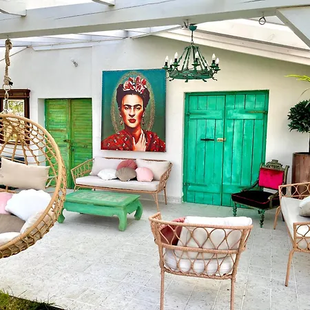 Bohemian Eco Retreat Holiday home *