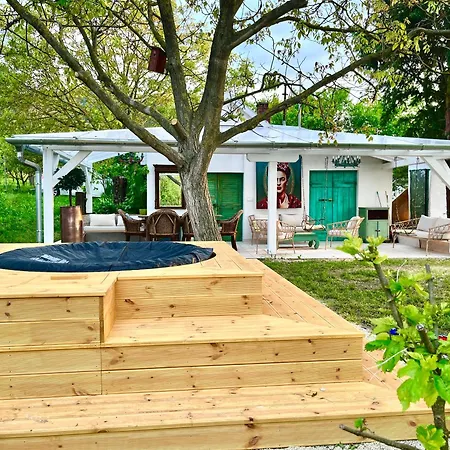 Bohemian Eco Retreat Holiday home Kisapati